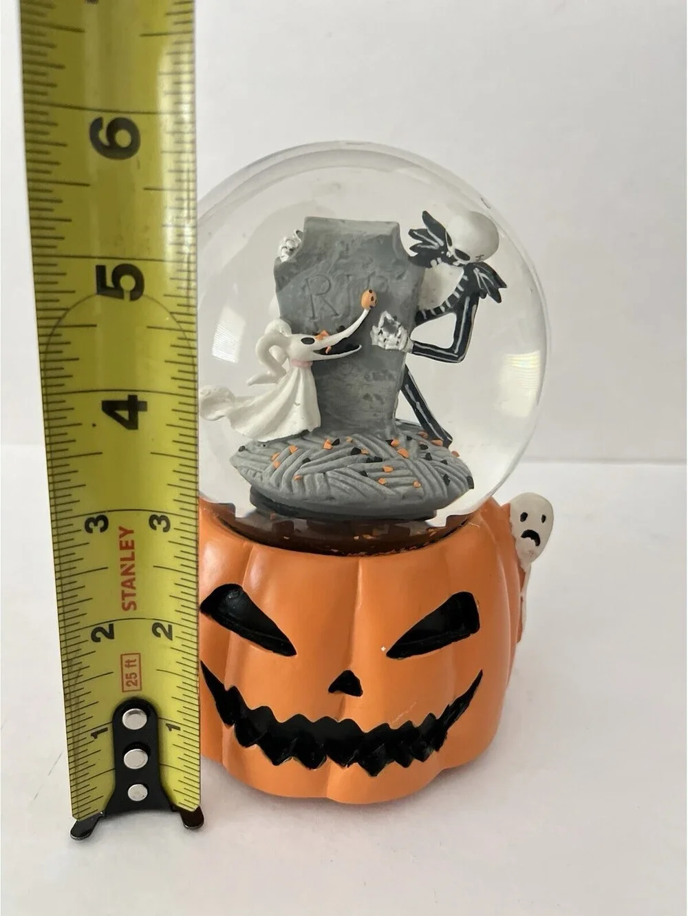 Tim Burtons The Night Before Christmas Halloween Musical Snow Globe